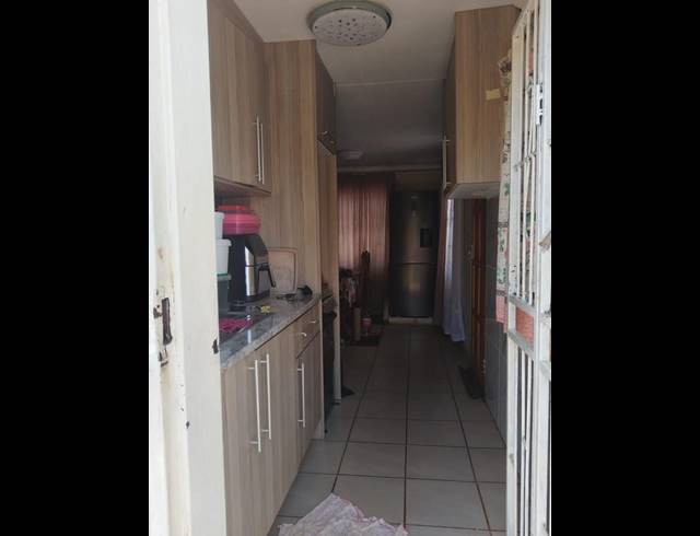 2 BEDROOM HOUSE FOR SALE IN KATLEHONG SOUTH